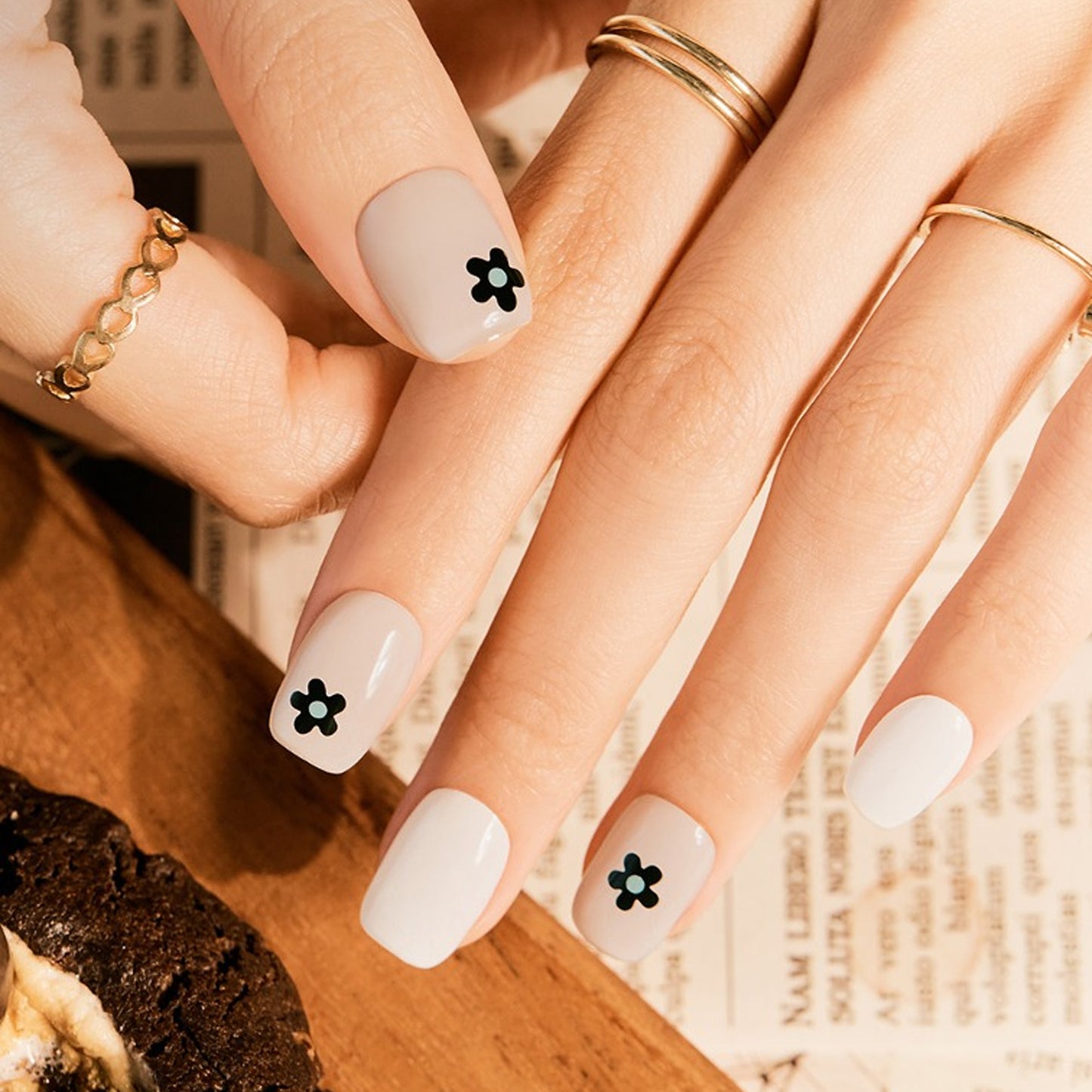 Chouchou Nail (Round Square)