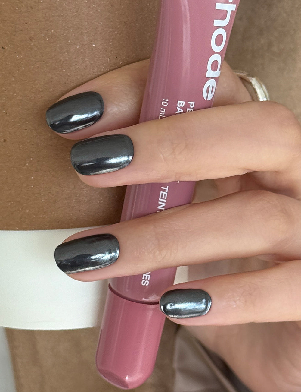 Ohora sticker N Boba Chrome Nails