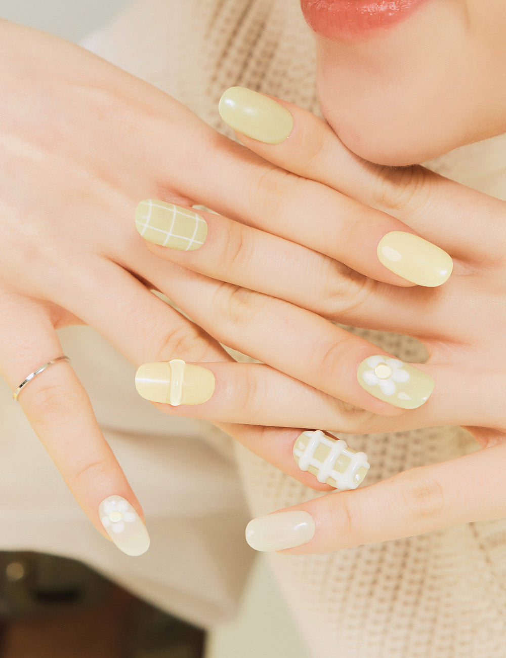 Ohora sticker N Olivia Nail