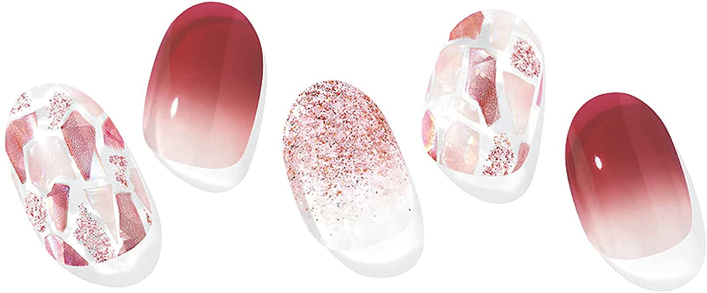 N Brilliant Nails