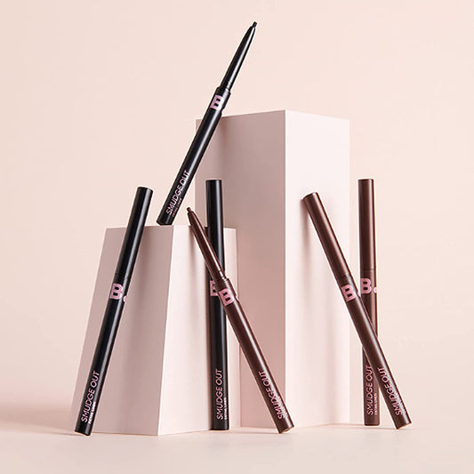 Smudge Out detail Liner 0.1 g / Slim pencil Eyeliner / Delicate / Power lasting Eyeliner