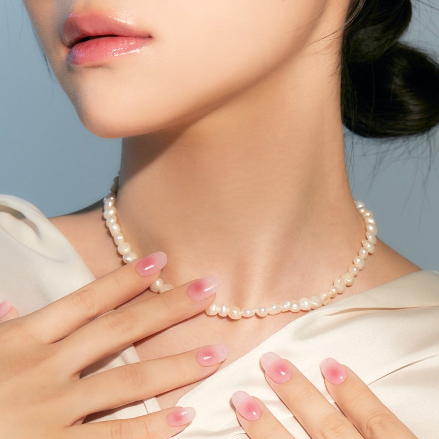 ohoa N Aurora French Nail