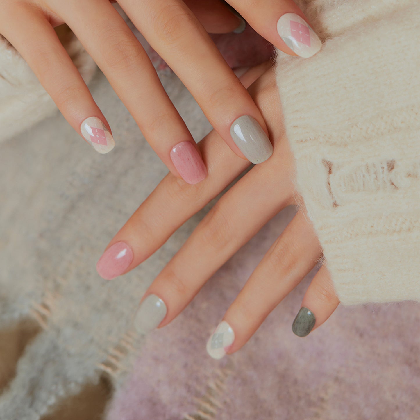 ohora N Cozy Mood Nail